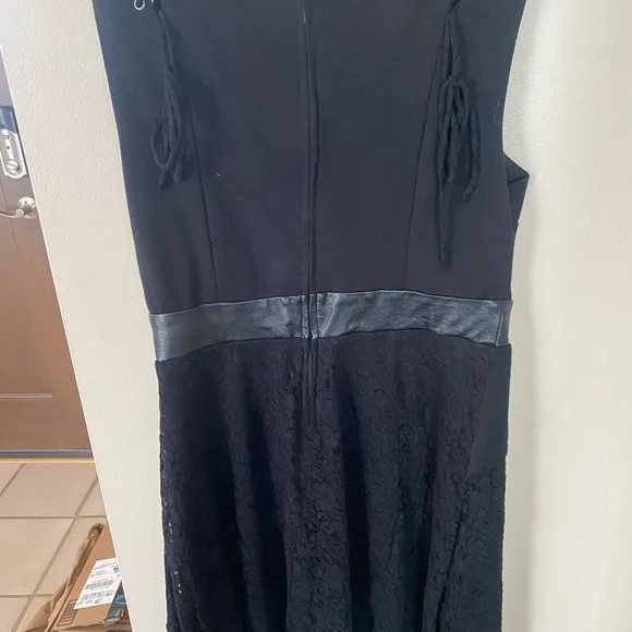 Hot Topic XL Black fit and flare lace up dress - Picture 4 of 4